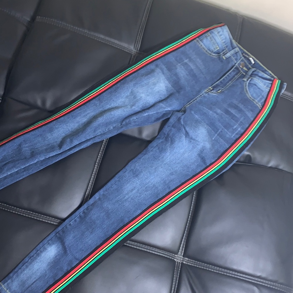 These are dark blue fashion nova jeans.